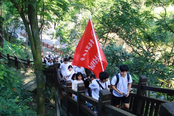 My+favorite+day+is+tomorrow可以吗?,你的智慧问答之选